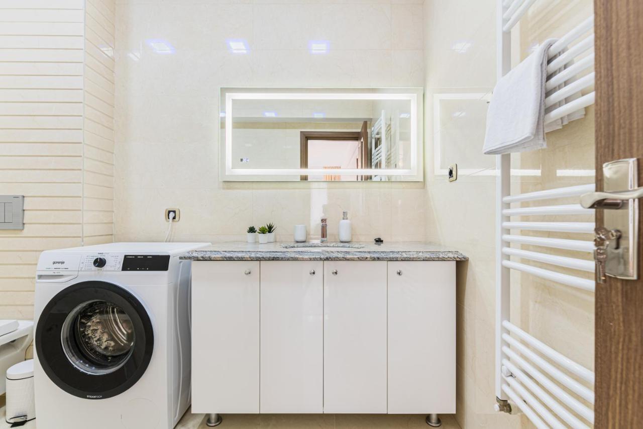 Isaran 2D4E Apartment Braşov Exterior foto